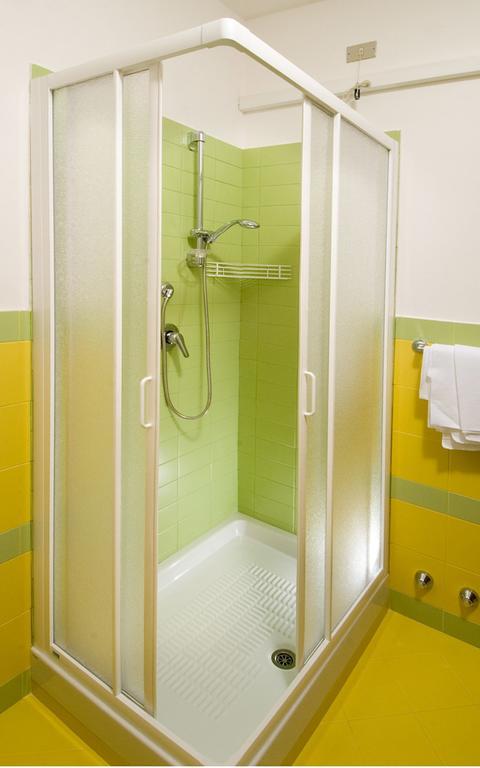 Flexible Room,830467445:JPEG